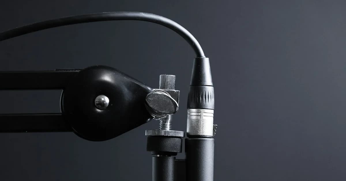 Review Lewitt LCT 440 PURE: Micro Condenser Cho Vocal Hiện Đại Có Đáng Mua?