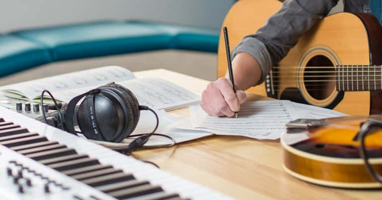 Cách học làm nhạc Lofi hay và tinh tế cho người mới bắt đầu từ A-Z