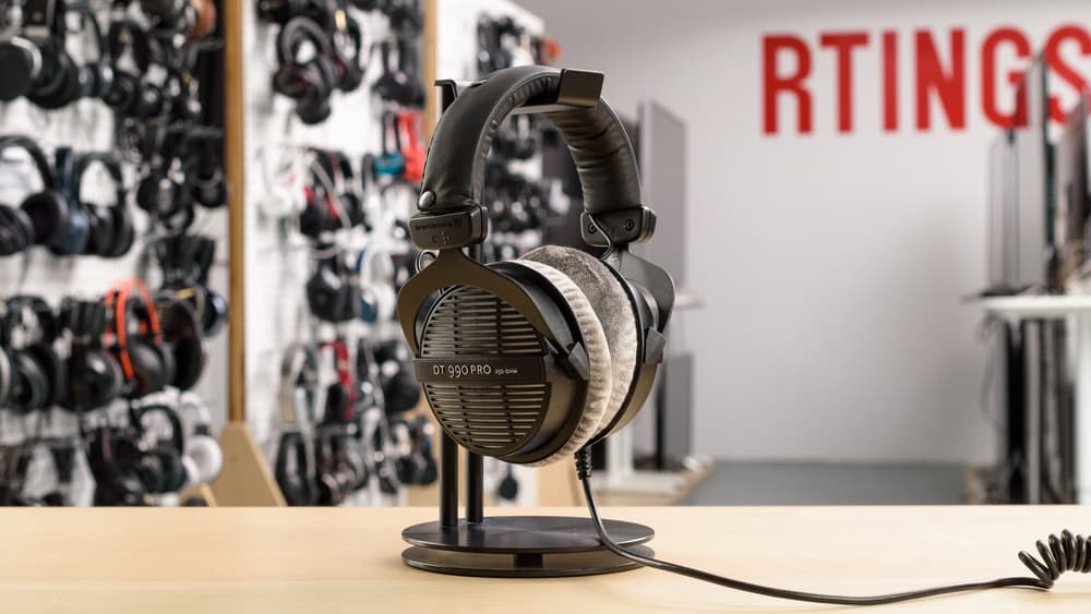 Đánh Giá Beyerdynamic DT 990 Pro